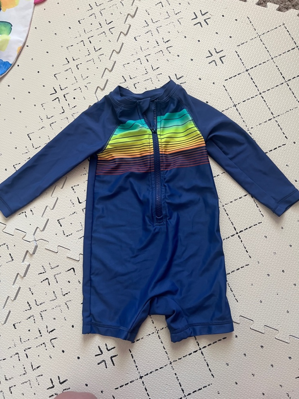 Old Navy boys swim rash guard 18 month